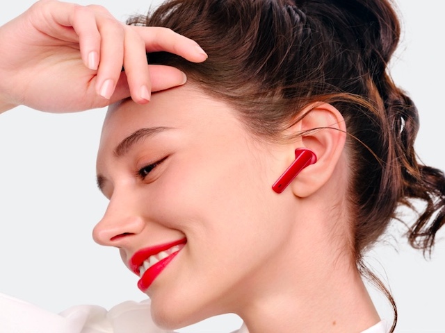 Thời trang Hi-tech - Điện thoại, laptop, phụ kiện công nghệ đồng loạt giảm giá "sốc" cận 30/4 - 1/5