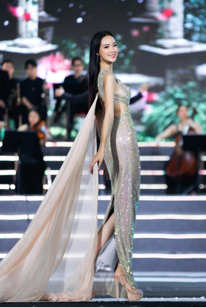 Miss World Vietnam: Gorgeous evening gowns of the top 10 most appreciated beauties at Top 38 - 6