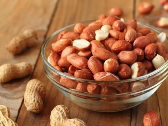 Ẩm thực - Những người không nên ăn lạc kẻo "ân hận mấy cũng muộn"