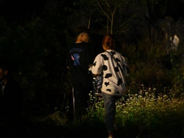 Tin tức trong ngày - "Yêu nhau không đến được với nhau", trai gái trắng đêm tâm sự với tình cũ trên núi