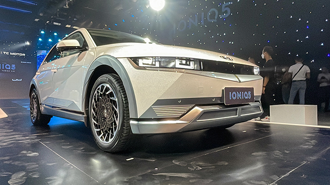 Ioniq 5 Hyundai's first high-rise electric car launched in Vietnam - 5