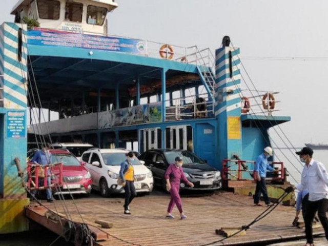 Tin tức trong ngày - Nóng: Cấm ô tô con qua phà Gót sang Cát Bà giờ cao điểm dịp lễ 30/4-1/5