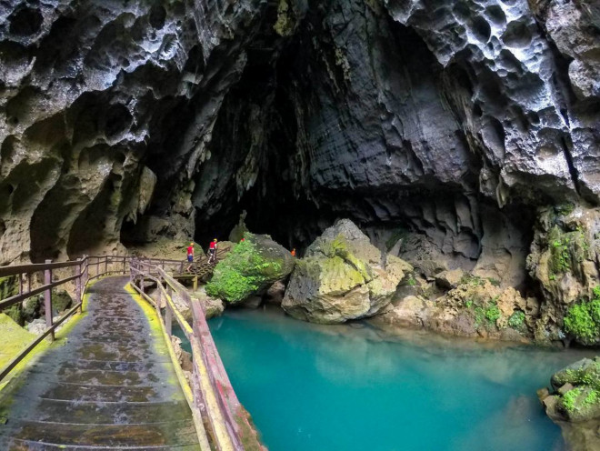 This summer, go to Chay River-Dark Cave to swing rope, take a mud bath - 1