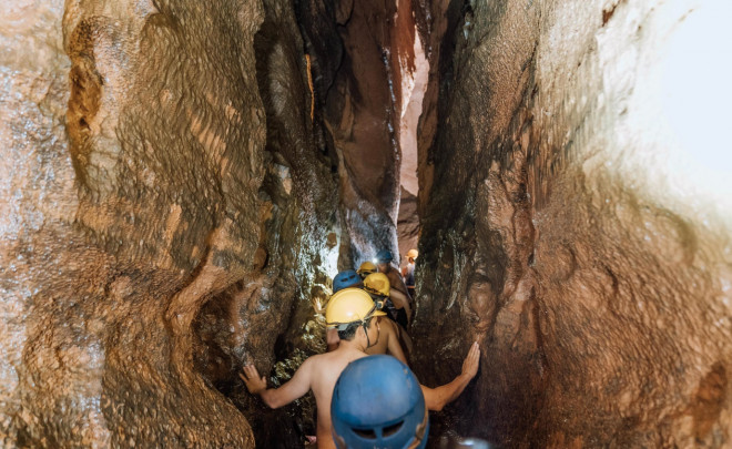 This summer, go to Chay River-Dark Cave to swing rope, take a mud bath - 6