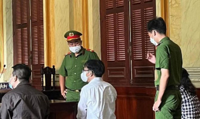 Appropriating state secret documents, former President of Saigon Co.op was sentenced - 2