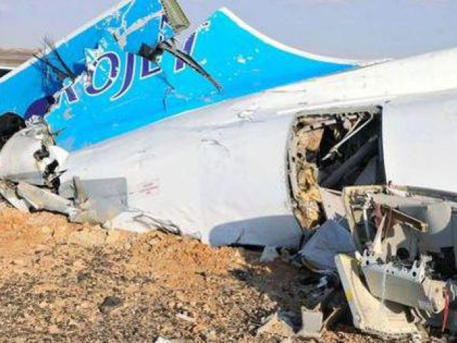 Thế giới - Chỉ vì điếu xì gà của phi công, cả chuyến bay 66 người tử nạn