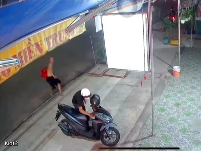 Xe máy - Xe đạp - Clip: Tên trộm xe gặp ngay phải chủ "cứng"