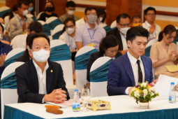 Kinh doanh - Bầu Hiển rời ghế nóng chứng khoán SHS và doanh nghiệp có vốn 22.000 tỷ đồng
