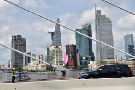 Cây cầu có kiến trúc "độc" bắc qua sông Sài Gòn chính thức thông xe