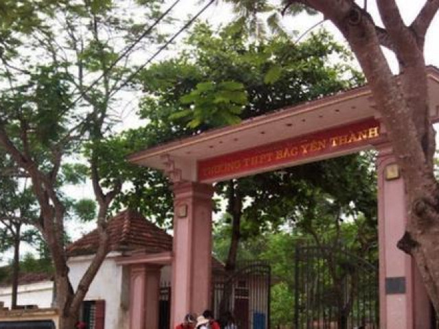 Tin tức trong ngày - Đình chỉ công tác thầy giáo tát học sinh rách màng nhĩ vì dùng điện thoại trong giờ học