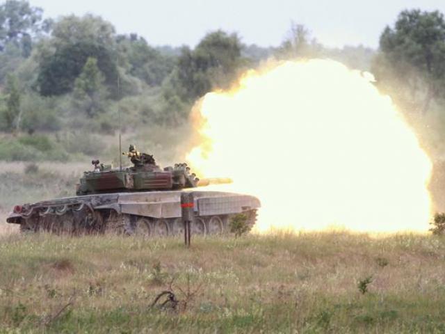 Ba Lan thông báo chuyển xe tăng cho Ukraine