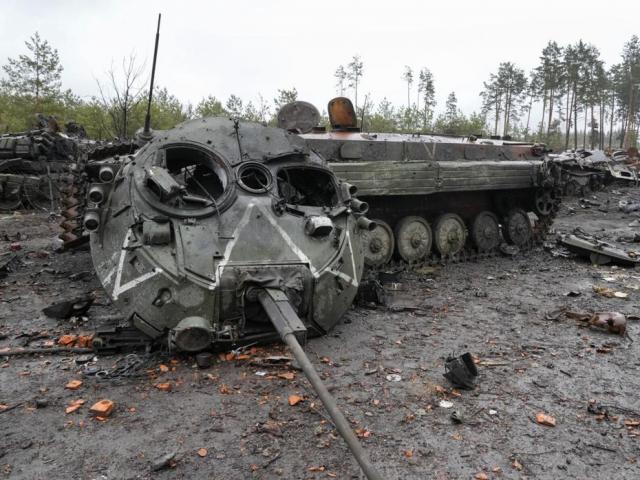 Xe tăng Nga lộ điểm yếu ở Ukraine?