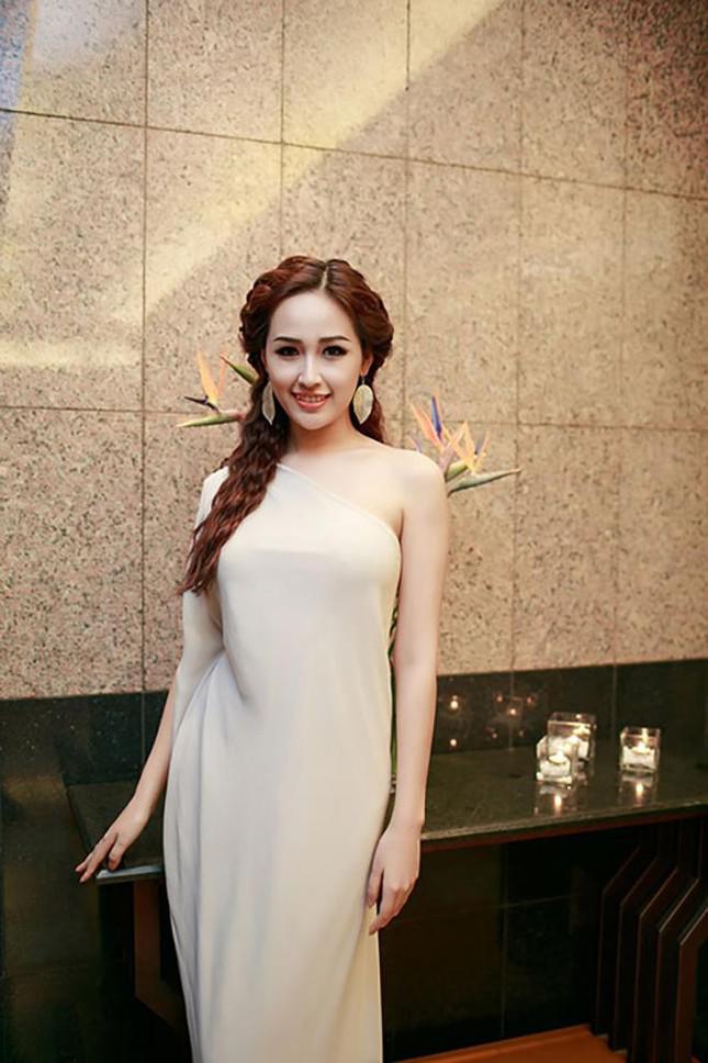 Wearing an old dress from 7 years ago, Mai Phuong Thuy is still praised for being beautiful and forgetting time - 3
