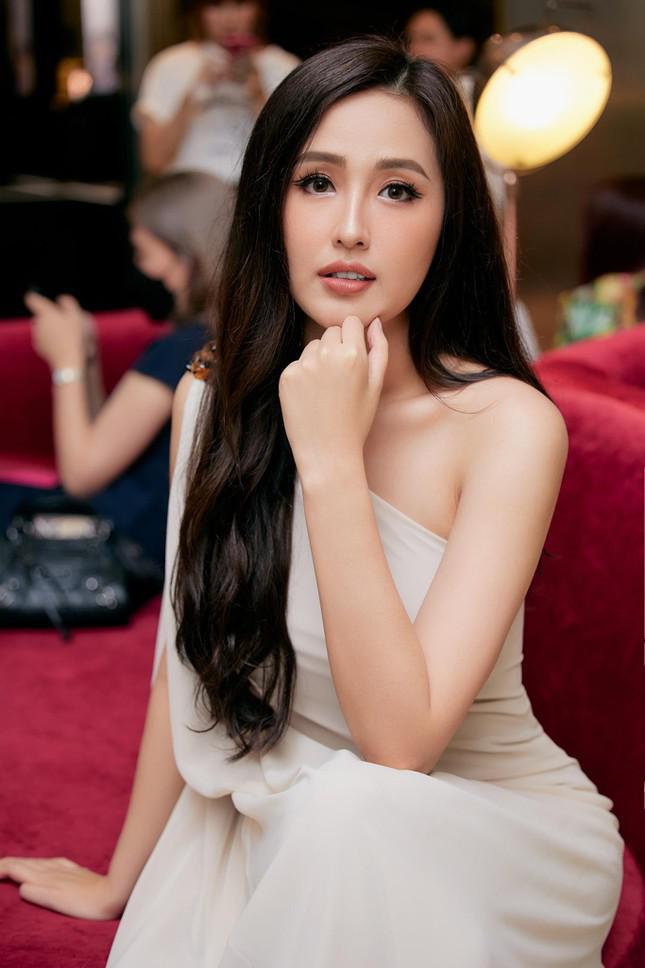 Wearing an old dress from 7 years ago, Mai Phuong Thuy is still praised for being beautiful and forgetting time - 9