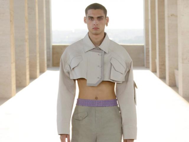 Thời trang - 7 phụ kiện hot nhất mùa Xuân Hè 2022