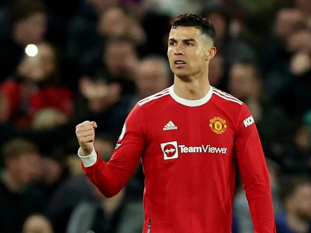 Bóng đá - Ronaldo xé lưới Chelsea "giải cứu" MU, thể hiện đẳng cấp siêu sao