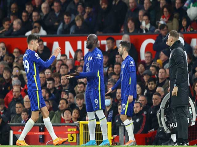 Bóng đá - Lukaku từng ví MU là "rác rưởi", bị fan "Quỷ đỏ" đối xử thậm tệ ngày trở lại