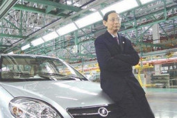 Bạn trẻ - Cuộc sống - Trai nghèo đi tù năm 18 tuổi, trở thành người giàu nhất TQ vào những năm cuối đời