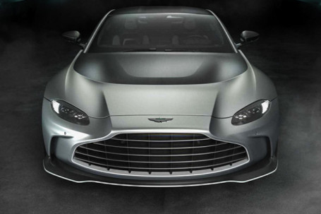 Siêu xe Aston Martin V12 Vantage phiên bản giới hạn trình làng