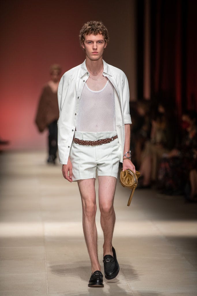 7 phụ kiện hot nhất mùa Xuân Hè 2022 - 5