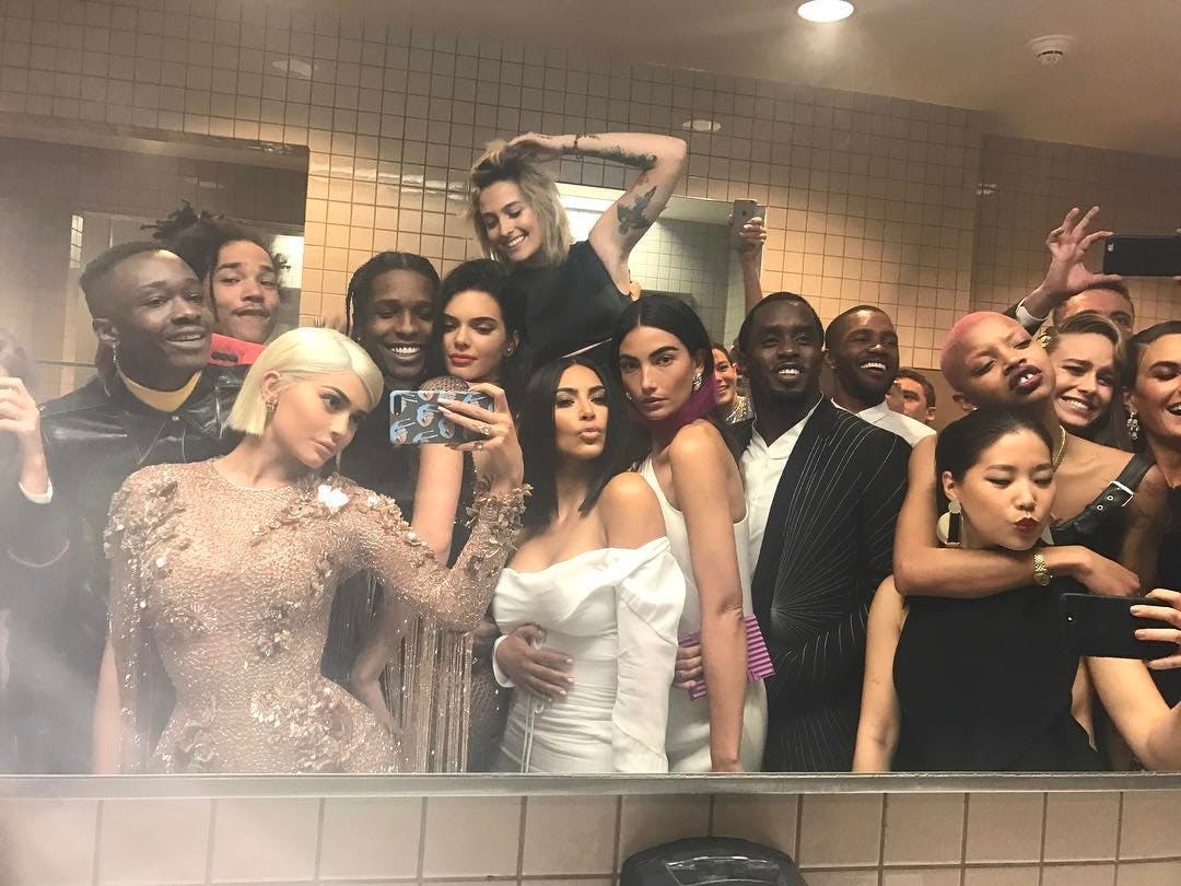 Inside the bathroom of the annual Met Gala fashion super party?  - first
