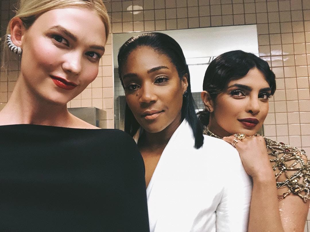 Inside the bathroom of the annual Met Gala fashion super party?  - 4