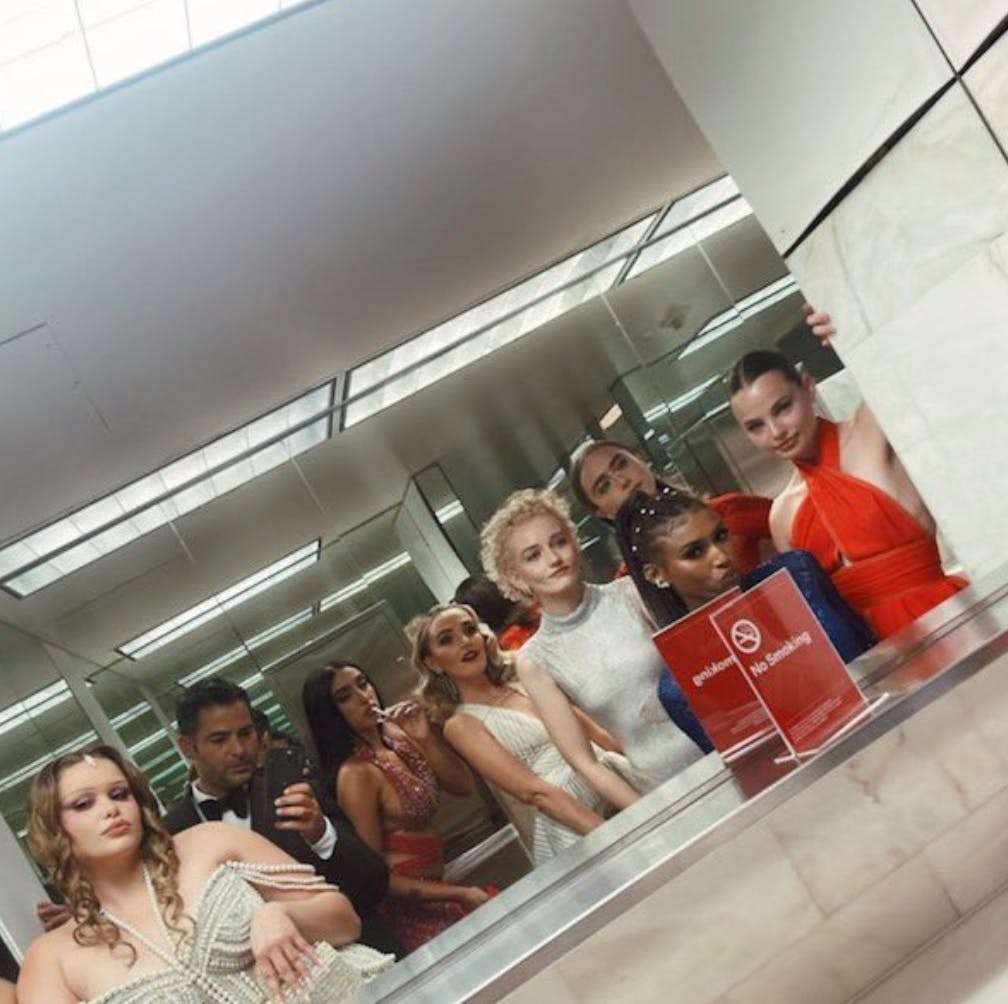 Inside the bathroom of the annual Met Gala fashion super party?  - 9