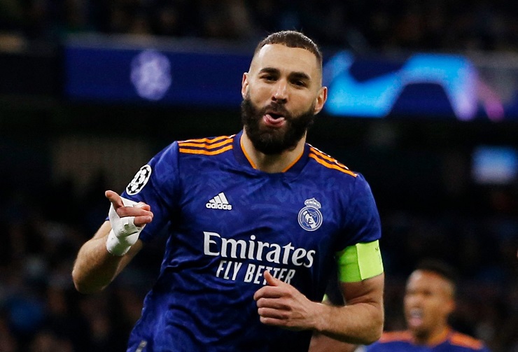 Benzema mơ 1 năm huyền ảo: Phá kỷ lục Ronaldo, vô địch La Liga - C1 và ẵm QBV - 1