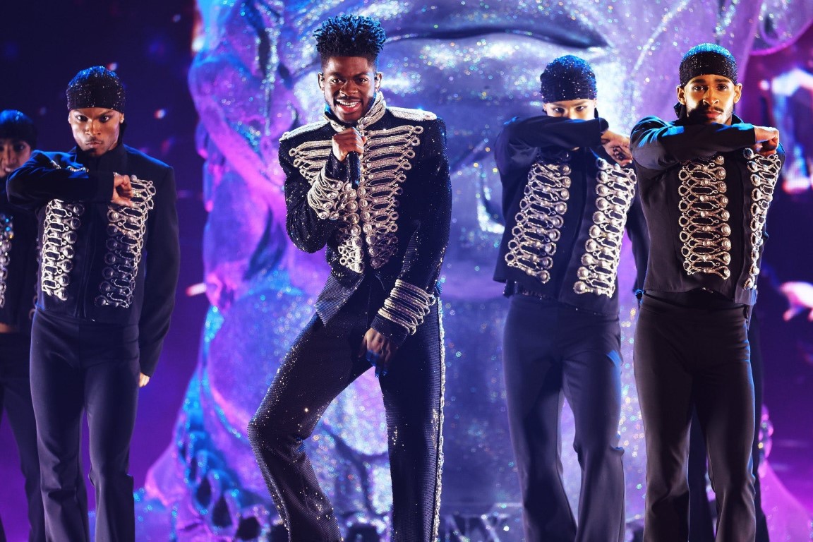 Lil Nas X và phong cách đồng quê cách tân không giống ai - 4