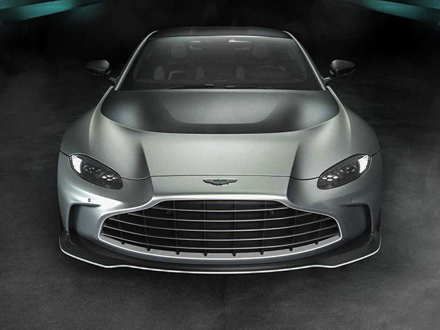 Ngắm xe - Siêu xe Aston Martin V12 Vantage phiên bản giới hạn trình làng