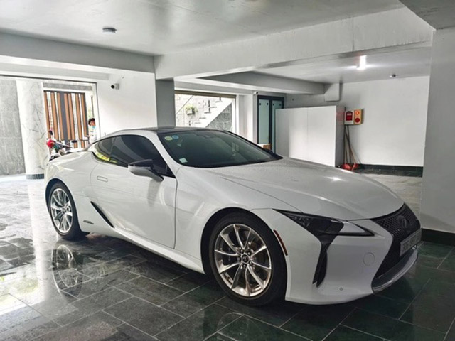 Tin tức ô tô - "Hàng hiếm" Lexus LC 500h tại Việt Nam được rao bán lại chỉ hơn 7 tỷ đồng