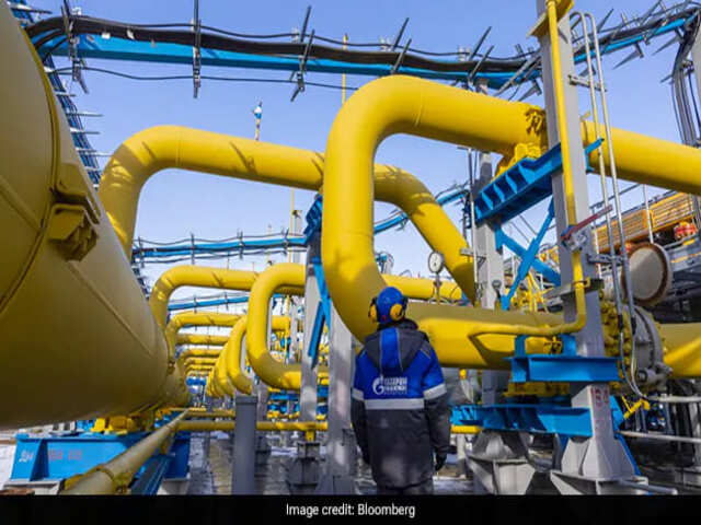 Kinh doanh - Lo sợ Nga cắt khi đốt, hàng loạt công ty châu Âu chấp nhận trả bằng đồng Rúp