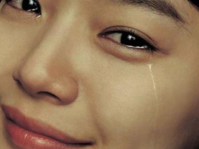 Bạn trẻ - Cuộc sống - Đàn ông im lặng khi đàn bà khóc mới là đỉnh cao của xử lý "sự cố tình yêu"