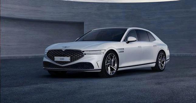 The most luxurious sedans in 2022 - 3