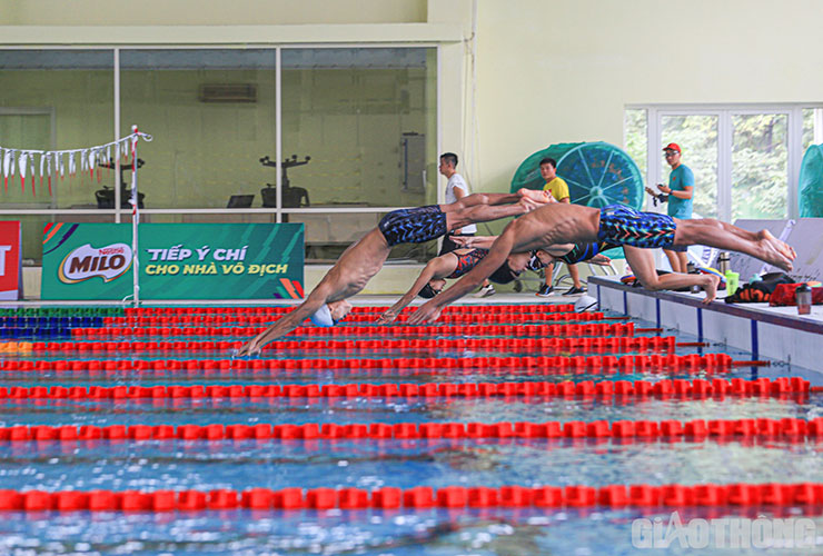 Trong kỳ Đại hội thể thao lớn nhất khu vực được tổ chức trên sân nhà, đội tuyển bơi Việt Nam có 31 vận động viên tranh tài từ ngày 14-19/5.

