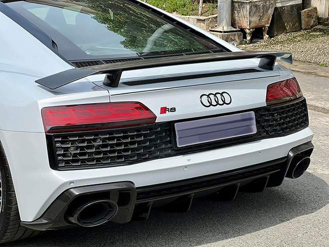 Audi R8 V10 Performance độc nhất Việt Nam lên sàn xe cũ, ODO thực sự gây bất ngờ - 9