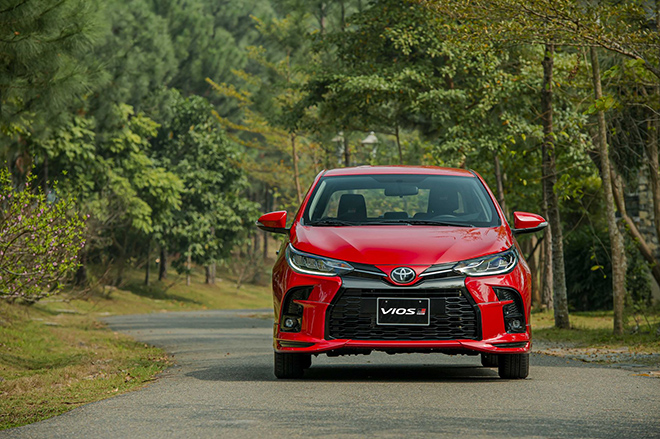 Toyota Vios GR-S lặng lẽ "bay màu" khỏi thị trường Việt Nam - 1