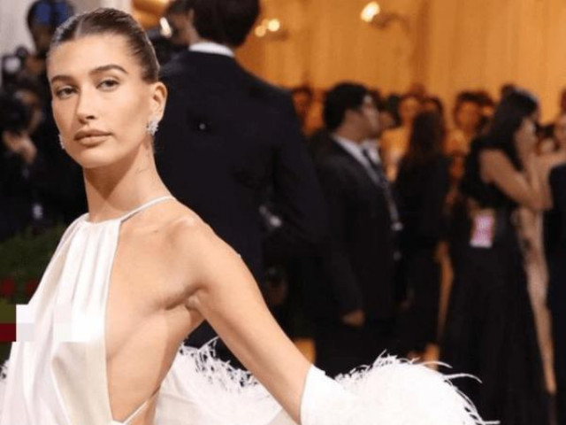 Thời trang - Met Gala 2022: Loạt sao "đại náo" thảm đỏ, choáng ngợp trước những bộ cánh sang trọng