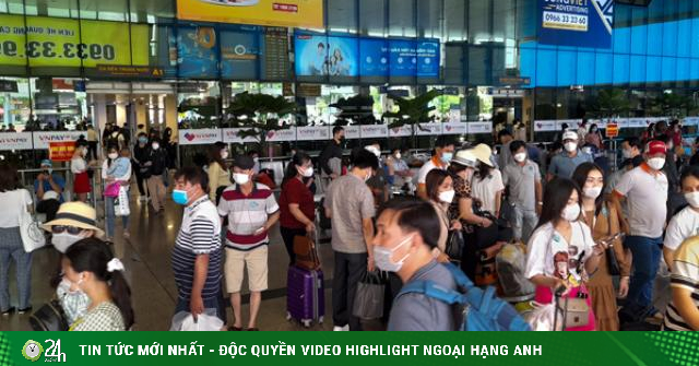 Tan Son Nhat Airport increased by more than 100,000 passengers on the last day of the holiday