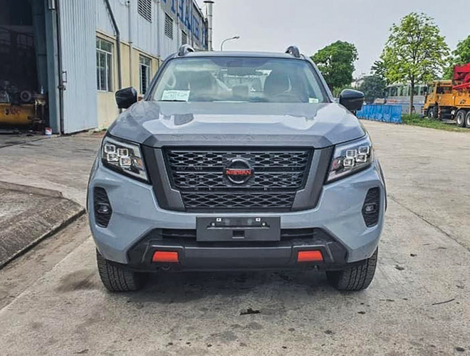 Nissan Navara phiên bản nâng cấp sắp ra mắt tại Việt Nam, sử dụng động cơ mới - 1