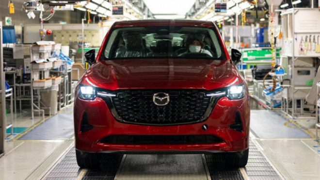 Mazda Japan stopped production due to a cut in the supply of parts from China - 1