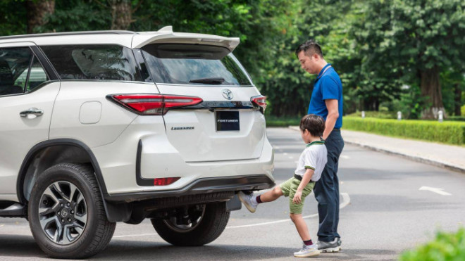 Toyota Fortuner 2022 ra mắt Việt Nam, giá cao nhất 1,467 tỷ đồng - 3