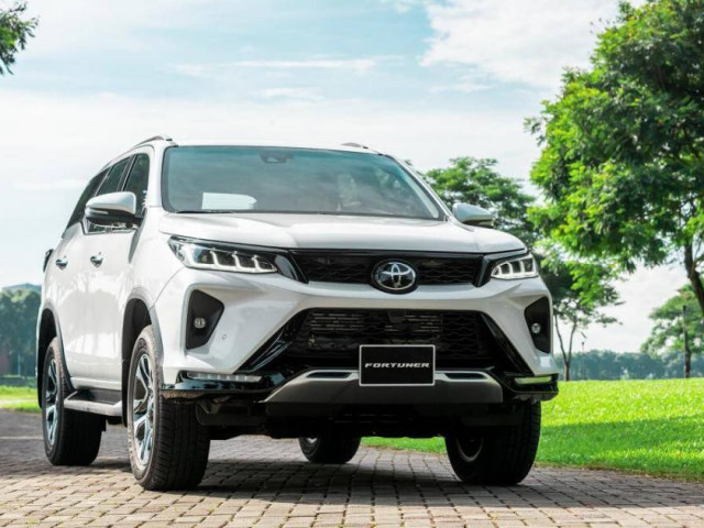 Tin tức ô tô - Toyota Fortuner 2022 ra mắt Việt Nam, giá cao nhất 1,467 tỷ đồng
