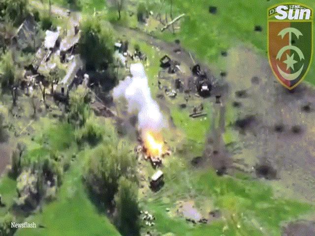 Quân đội Ukraine công bố video ”phá hủy kho đạn Nga”