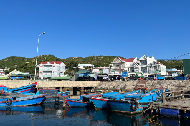 Beautiful and poetic Binh Ba Island on Cam Ranh Bay - 5