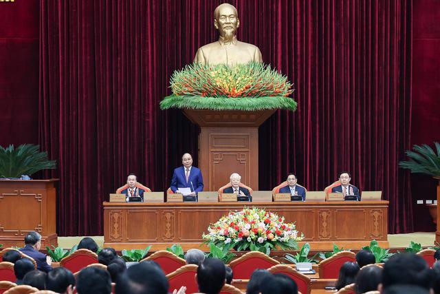 Ủy viên Bộ Chính trị, Chủ tịch nước Nguyễn Xuân Phúc điều hành phiên khai mạc - Ảnh: VGP