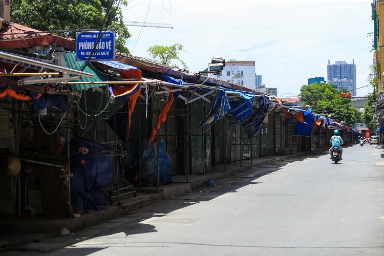 “Siêu chợ” Nhà Xanh trở lại thời hoàng kim, biển người mua sắm tắc đường - 7