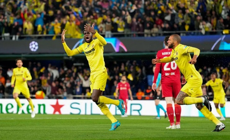 Villarreal đã gây bất ngờ khi chỉ mất ít&nbsp;phút để mở tỷ số do công của tiền đạo Dia, qua đó rút ngắn tổng tỷ số xuống còn 1-2