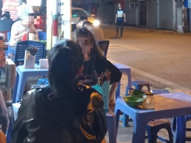 Tin tức trong ngày - Công an xác minh thông tin 2 nữ du khách Nga bị tài xế taxi lấy tài sản ở phố cổ Hà Nội