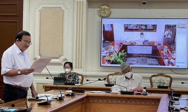 Director of Ho Chi Minh City Department of Labor, War Invalids and Social Affairs retires before age - 1
